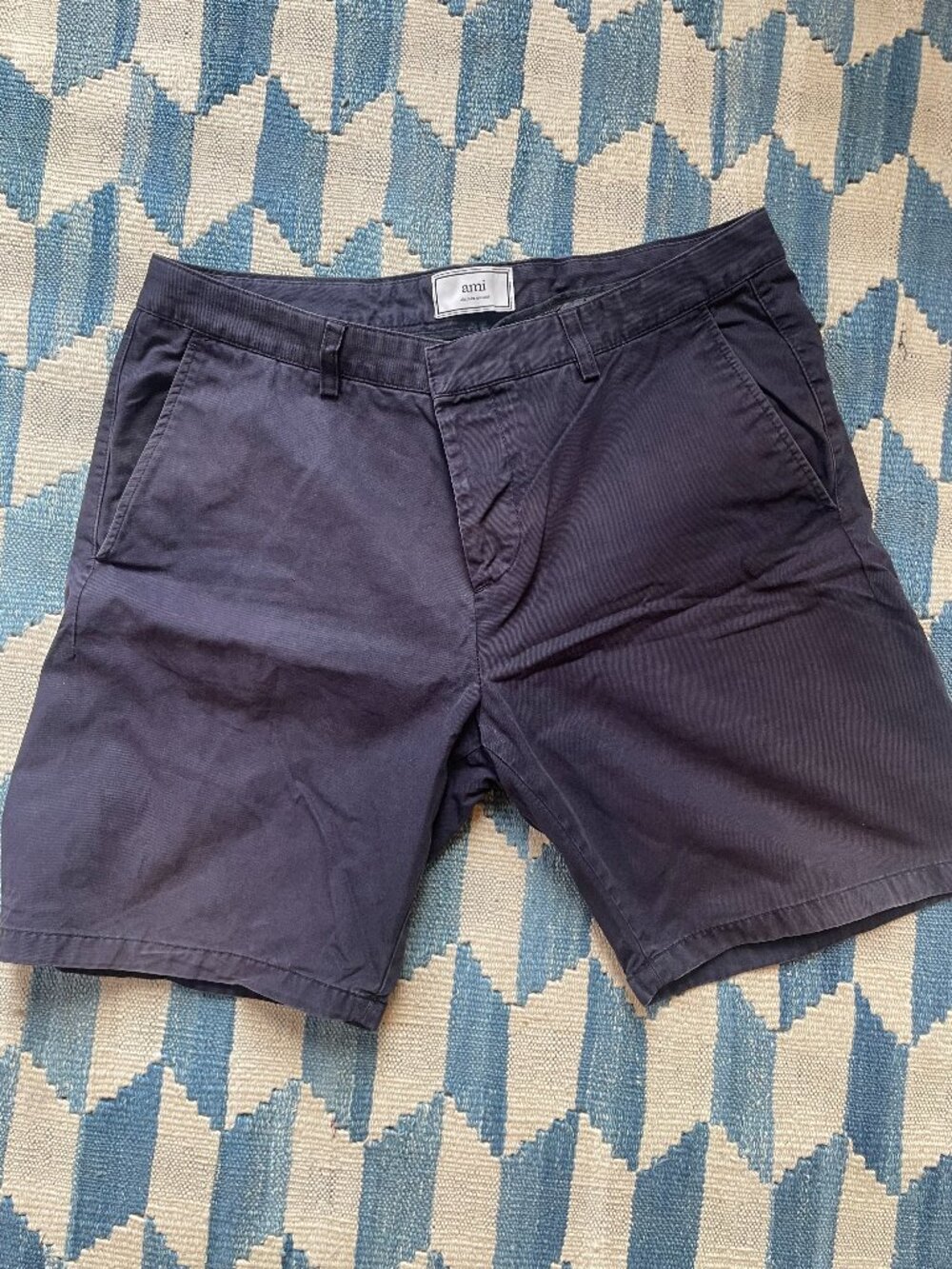AMI Navy blue gabardine cotton shorts L